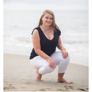 Meet your Posher, Caroline